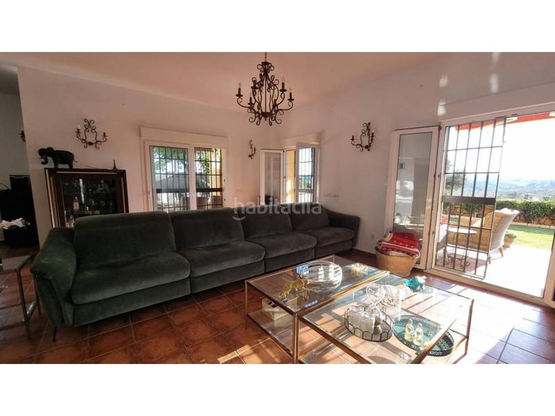 Foto 0868b3e5-e95d-48ae-9a52-7158a8b47135. Casa con riscaldamento parcheggio piscina in La Duquesa Manilva