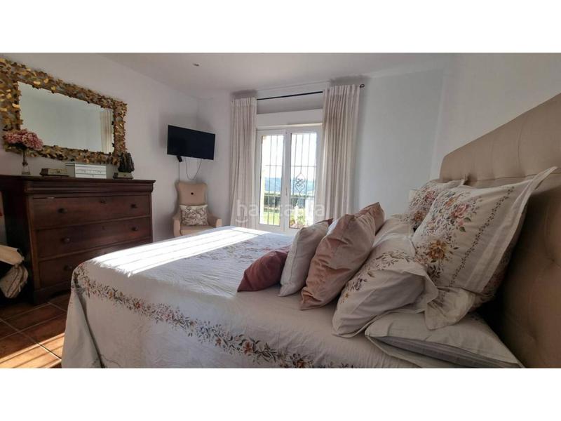 Foto 5787fa1f-b9a4-43e8-81ee-9b8ec14226f2. Casa con riscaldamento parcheggio piscina in La Duquesa Manilva