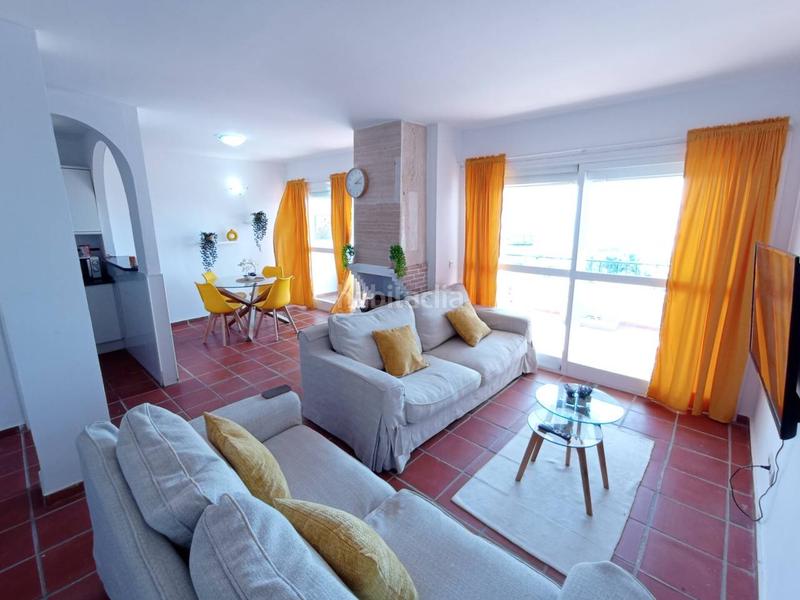 Foto c34613cf-5e63-484e-9485-42ecceba41c9. Appartamento con parcheggio piscina in Alcorrín Manilva