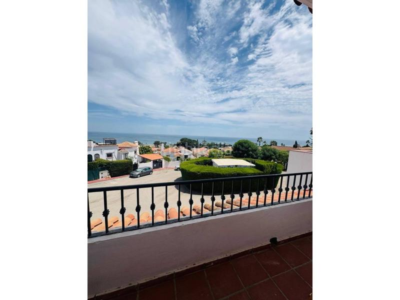 Foto c7cf6bb3-e745-448b-9026-0efec6ec7bb6. Appartamento con parcheggio piscina in Alcorrín Manilva