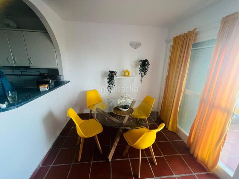 Foto f6f4021b-6ae1-4d21-a949-aaa2be8742a0. Appartamento con parcheggio piscina in Alcorrín Manilva