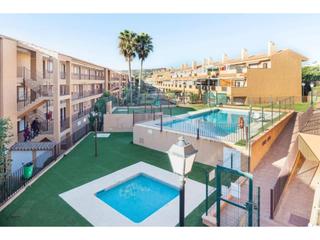 Pis  Marina suites. Piso en venta en casares costa29690