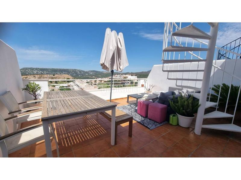 Foto 064896fd-c506-4c08-9db6-7f3cc8db0ed9. Àtic amb aparcament piscina a Doña Julia Golf Casares