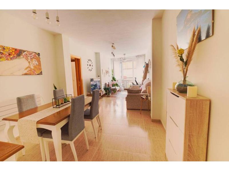 Foto c7c6993a-094f-4d33-a7d5-5a20aedda533. Piso  en venta en San Luis de Sabinillas en San Luis de Sabinillas Manilva