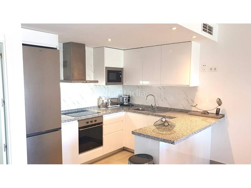 Foto c3eedddb-5268-487b-bb62-f82bf00375f4. Appartamento con riscaldamento parcheggio piscina in Manilva