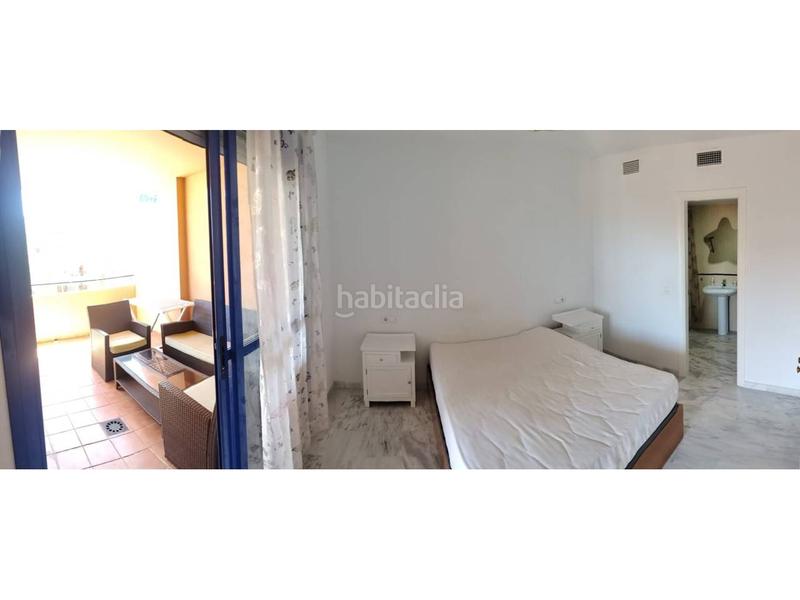 Foto 9d72e45a-b9f3-4e44-82dd-4b1db7474806. Pis amb calefacció aparcament piscina a Chullera Manilva