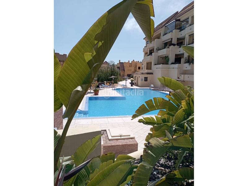 Foto 33f0c3ce-4e8e-46ae-a803-0de795afce47. Pis amb calefacció aparcament piscina a La Duquesa Manilva