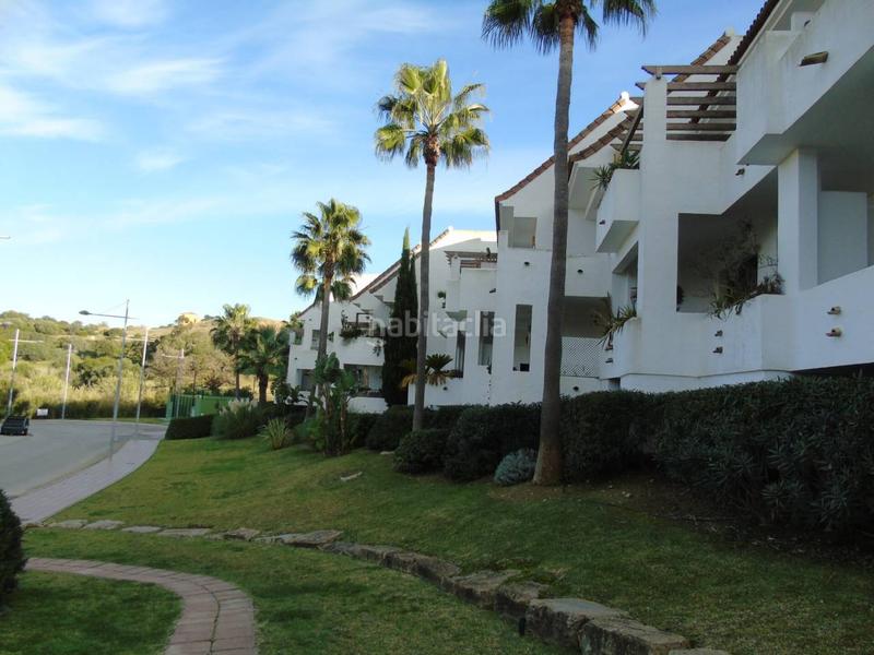 Foto 97b5a6a7-3b30-43c6-bd5c-a2f7cc496587. Pis amb calefacció aparcament piscina a La Duquesa Manilva