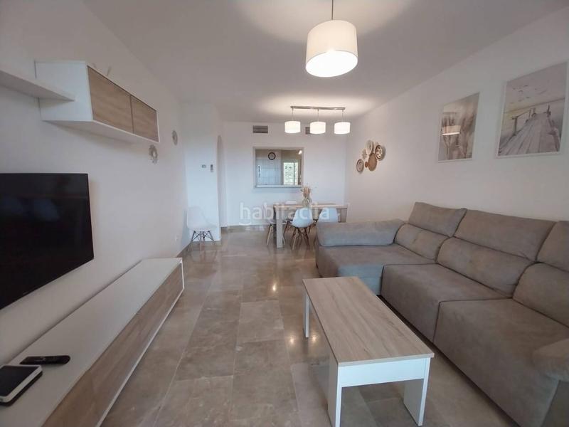 Foto a6261ce4-b5e6-4bcb-803a-c793cb744ca3. Pis amb calefacció aparcament piscina a La Duquesa Manilva