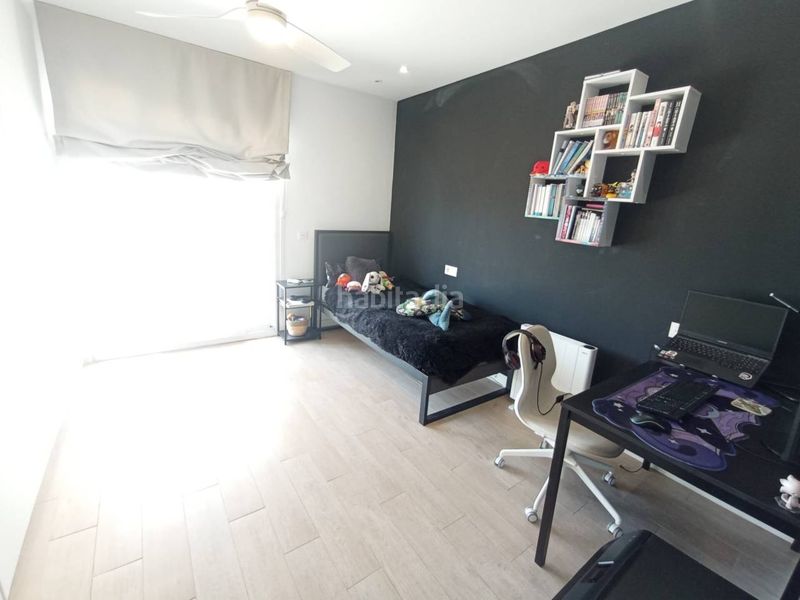 Foto 35c8d19e-2283-47ce-9b41-3f5f3c1d13b6. Casa amb calefacció aparcament piscina a Chullera Manilva