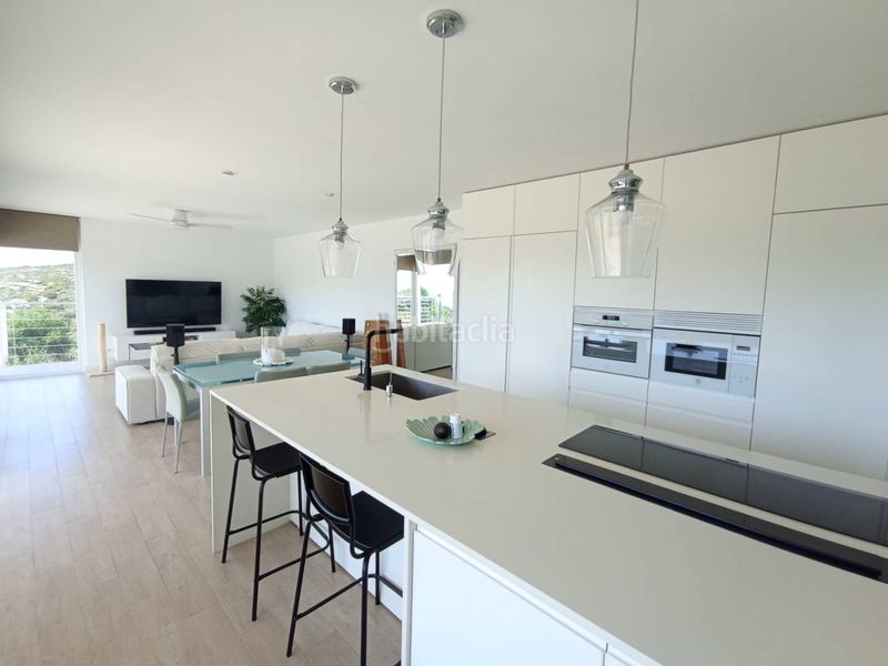 Foto c406460c-d2f7-4fd3-8d80-60ebb1923201. Casa amb calefacció aparcament piscina a Chullera Manilva