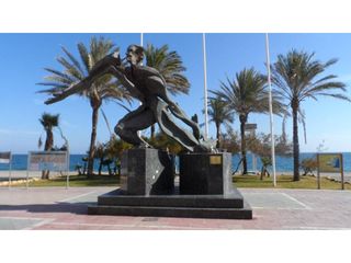 Aparcament cotxe  Avenida manilva. Garaje en venta en san luis de sabinillas