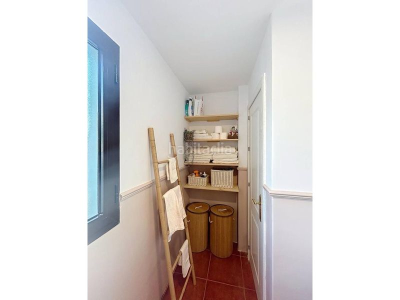 Foto d4735f60-e117-4339-9c9a-6f99d3c3fdee. Casa amb calefacció aparcament piscina a bahía de Casares Casares