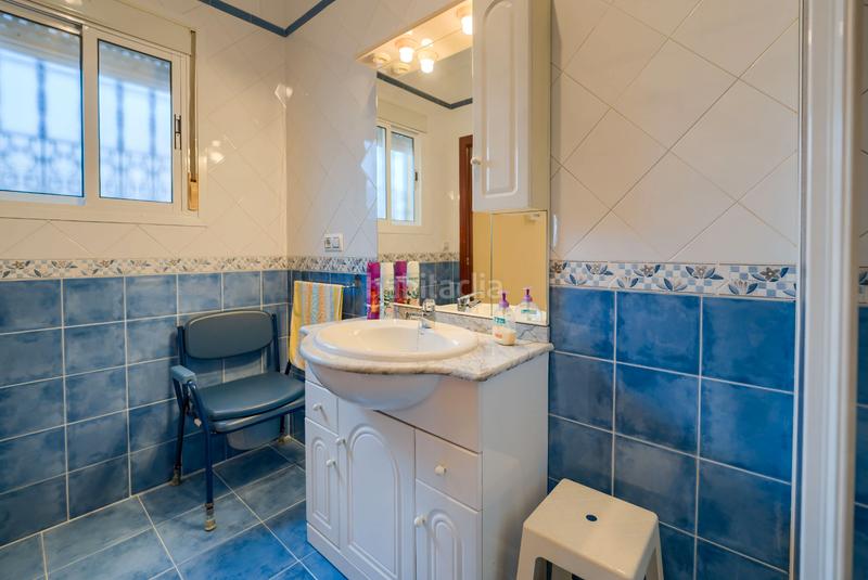 Foto 68d5f02e-8e8e-41a5-9da0-d129f2c0cd6d. Casa adossada amb calefacció a Casco Antiguo Mairena del Aljarafe