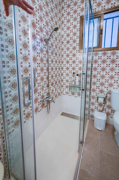 Foto 993fbd8c-c71e-4096-82a1-8d5b9a0c2586. Casa adossada amb calefacció a Casco Antiguo Mairena del Aljarafe