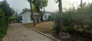 Chalet  Calle ajonjolí. Chalet individual junto al nuevo bulevar de mairena. mejore su c