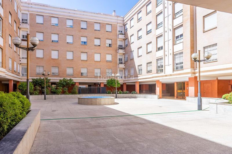 Foto b50f38c9-20a7-4ee0-8251-f474a39b33d5. Pis amb calefacció aparcament a La Oliva Sevilla
