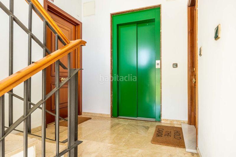 Foto e5ae6a0d-de44-431e-892b-62845a69e97f. Pis amb calefacció aparcament a La Oliva Sevilla