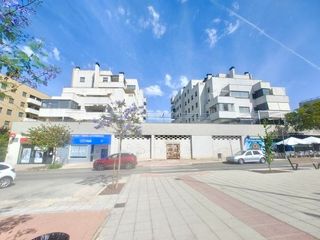 Lloguer Local Comercial  Avenida de la filosofía. Magnifico local en nuevo bulevar de mairena