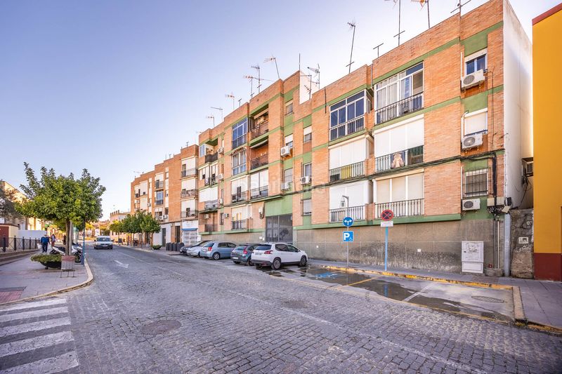Foto 54119154-e13a-43b6-8005-b35435cdbdd0. Pis amb calefacció a Casco Antiguo Mairena del Aljarafe