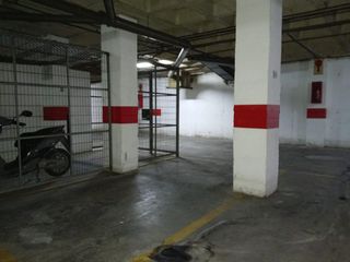 Aparcament cotxe a Crevillet