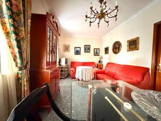 Piano terra in El Retiro - La Vid. Planta baja en venta cerca de la universidad!