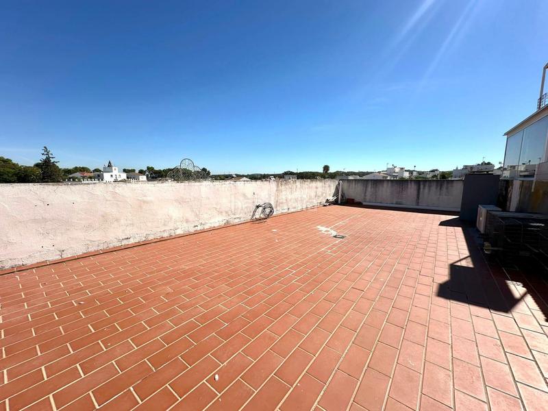 Foto 9b83299f-b39b-4d0b-9e55-6bd7a319e82e. Casa adossada amb aparcament a El Rocío - La Milagrosa Jerez de la Frontera