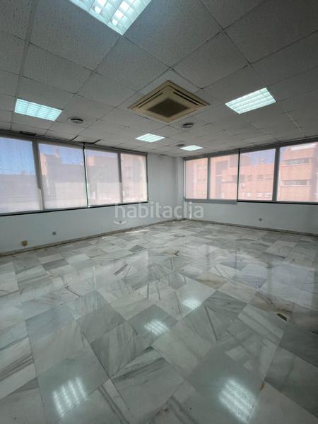 Foto a63e76a8-a0be-4635-ad04-dca7b5ec2e7d. Office space in Cruz Roja Sevilla