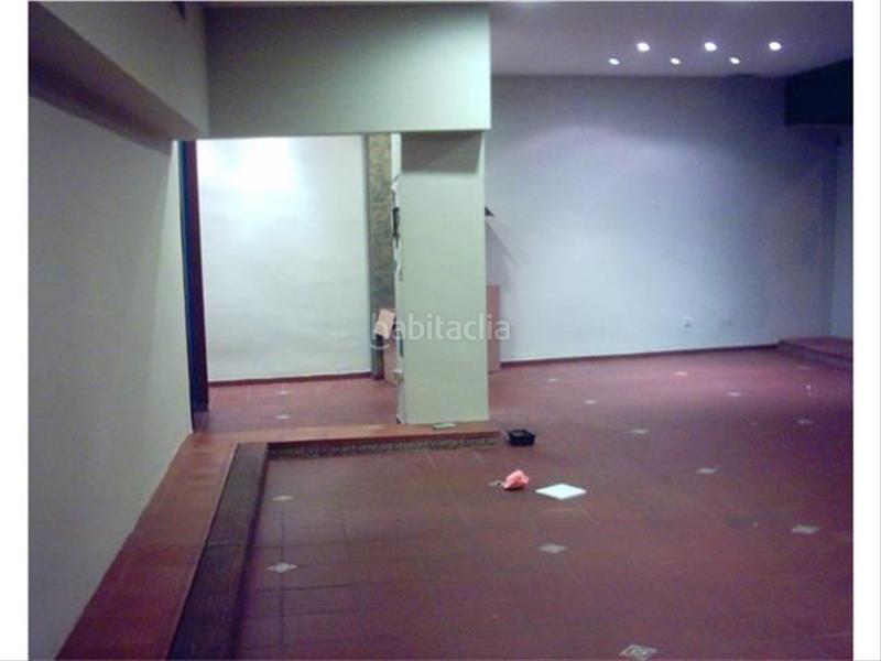Foto 96fd33cb-773d-4ce2-b6f9-1198f9a612c0. Alquiler local comercial local en alquiler junto a cruz conde en Córdoba