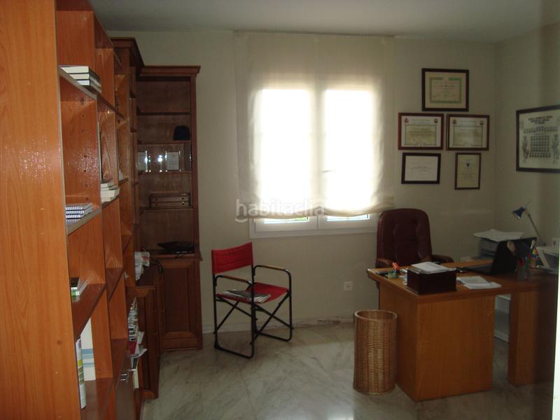 Foto c9101fe1-93fa-43f6-9cbc-bff00e082288. Chalet  en zona patriarca en El Brillante -El Naranjo - El Tablero Córdoba