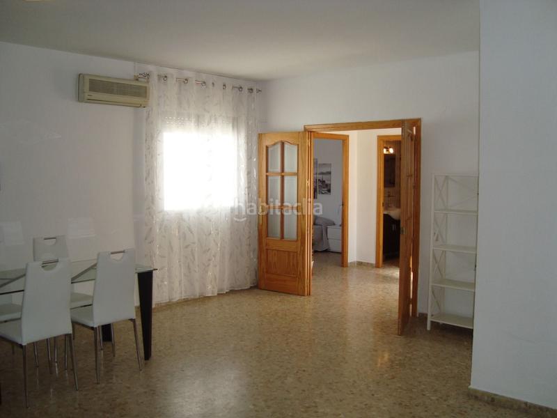 Foto d90a983d-cd6f-4ae2-8474-408c614aae3d. Lloguer àtic amb calefacció a Centro Córdoba