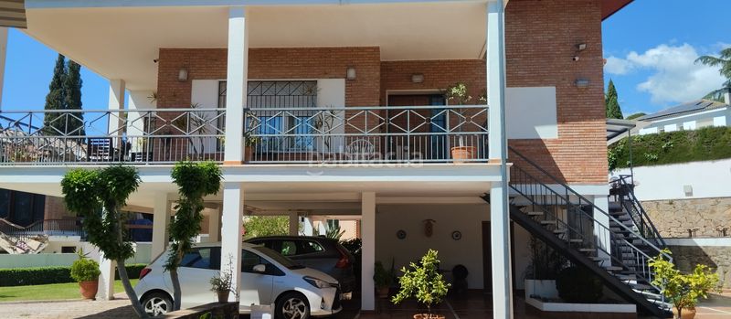 Foto 63390c2f-a52a-4e82-8276-d0819443425e. Xalet amb calefacció aparcament piscina a El Brillante -El Naranjo - El Tablero Córdoba