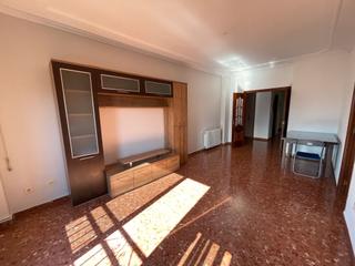 Pis  Avenida libertad. Estupendo piso zona avenida de la libertad