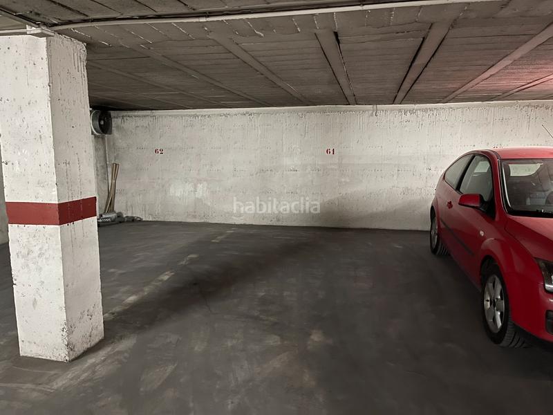 Foto 3d002d91-b78e-447b-ae4c-422cec34e624. Aparcament cotxe a Úbeda