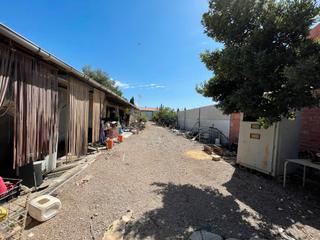 Solar industrial  Camino bajo de cuesta zapata. Se vende parcela con nave suelo industrial