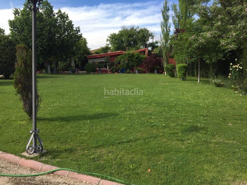 Foto 067cc395-40f2-48e1-9dad-16aa66cbd7cd. Chalet espectacular chalet . en Úbeda