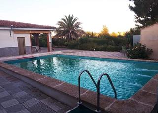 Xalet a Úbeda. Precioso chalet zona huertañalda zona muy exclusiva.