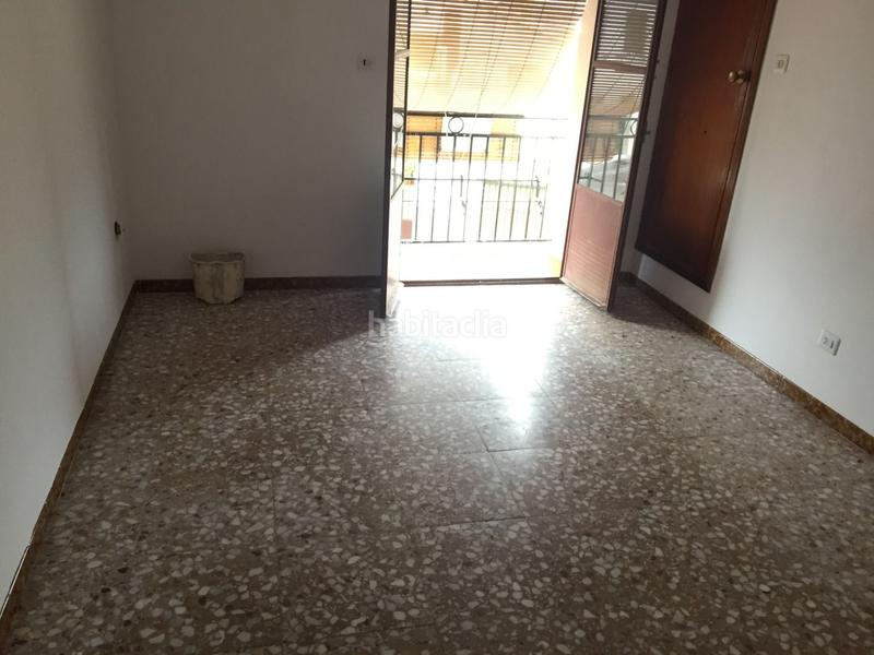 Foto 78a159b4-3ba0-427a-b968-5f266c2c1889. Piso estupendo piso para realizar pequeña reforma. en Rus