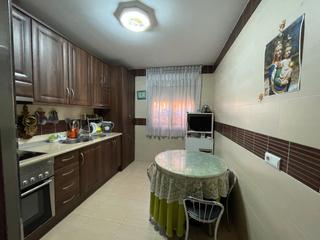 Planta baixa  Calle emperador carlos. Precioso piso zona avenida libertad