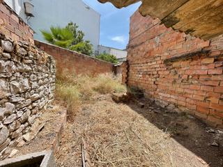 Casa a Rus. Se vende casa para reformar en rus