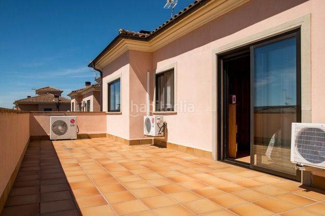 Foto c57552d7-ae62-4a1b-be96-4d457c913bdb. Xalet amb calefacció aparcament piscina a Baeza