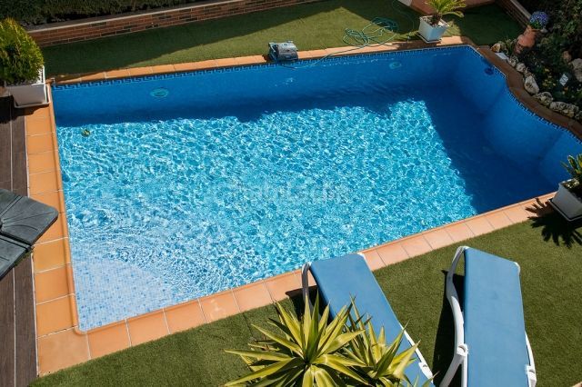 Foto ddf49da8-7cc6-4ffc-85c6-b8d5d5b2f8ba. Xalet amb calefacció aparcament piscina a Baeza