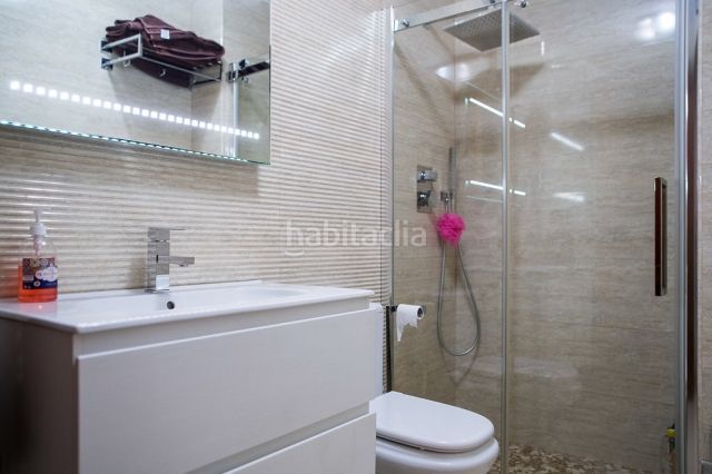 Foto ee62f040-da71-4ed8-bc01-4bb1efd56712. Xalet amb calefacció aparcament piscina a Baeza
