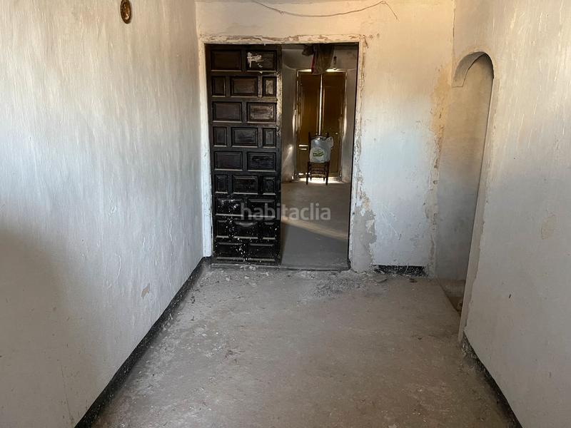 Foto ed2aae8b-b16e-4f52-b12f-282bab09194e. Casa estupenda casa para reformar en Sabiote