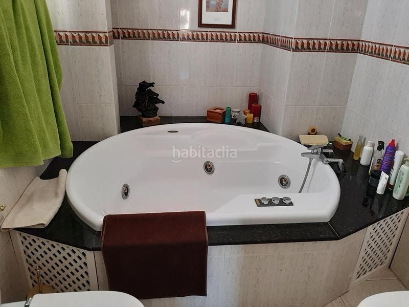 Foto 8d667969-351c-42a8-8b57-ff2bc7339ebb. Casa estupenda casa zona cava en Úbeda