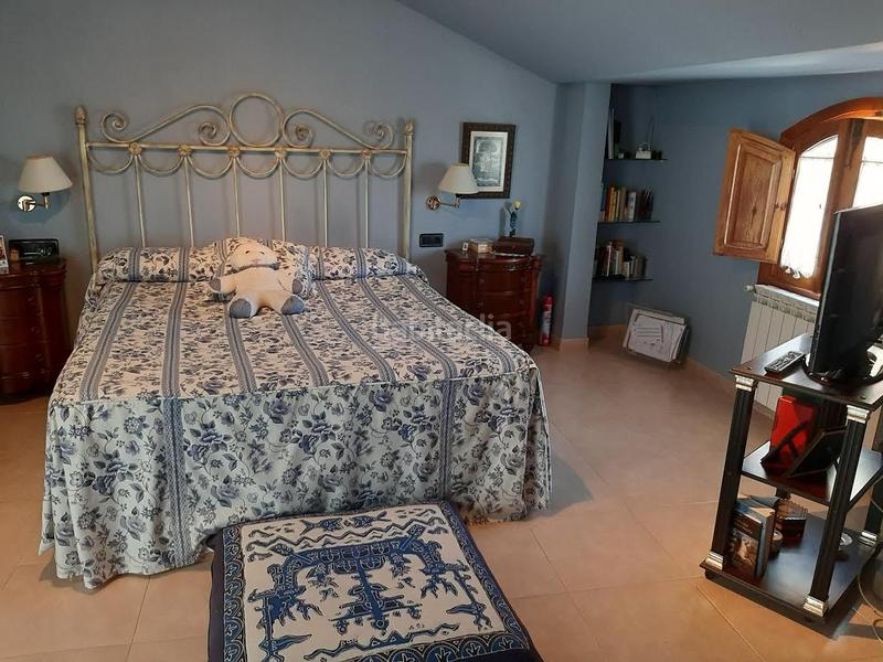 Foto f25386e2-5521-49f1-aa08-ee9f0e2f2b48. Casa estupenda casa zona cava en Úbeda