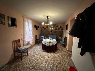 Casa  Calle muralla de san millán. Estupenda casa zona casco antiguo úbeda
