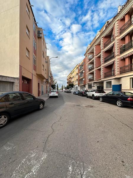 Foto 7ba19270-043d-43be-92a1-c47cf4eaa9dd. Terreny residencial a Úbeda