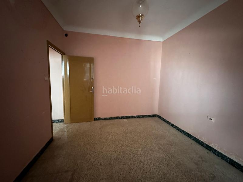 Foto 971deaab-3152-49b1-9c74-6d184459a327. Casa estupenda casa para reformar zona barrio san pedro en Úbeda