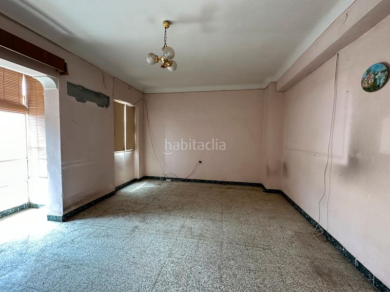 Foto bb2f7590-dd38-48dd-95c4-cf89f42fc47f. Casa estupenda casa para reformar zona barrio san pedro en Úbeda